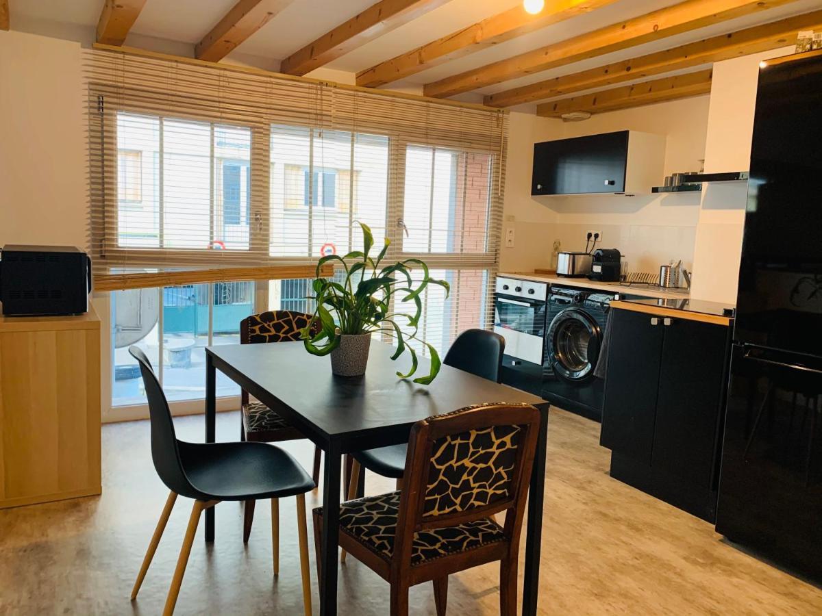 Loft 60M2 2-4 Personnes Avec Garage Et Wifi 3 Rue St Joseph St Etienne Proche Centre-Ville Saint-Etienne  Kültér fotó